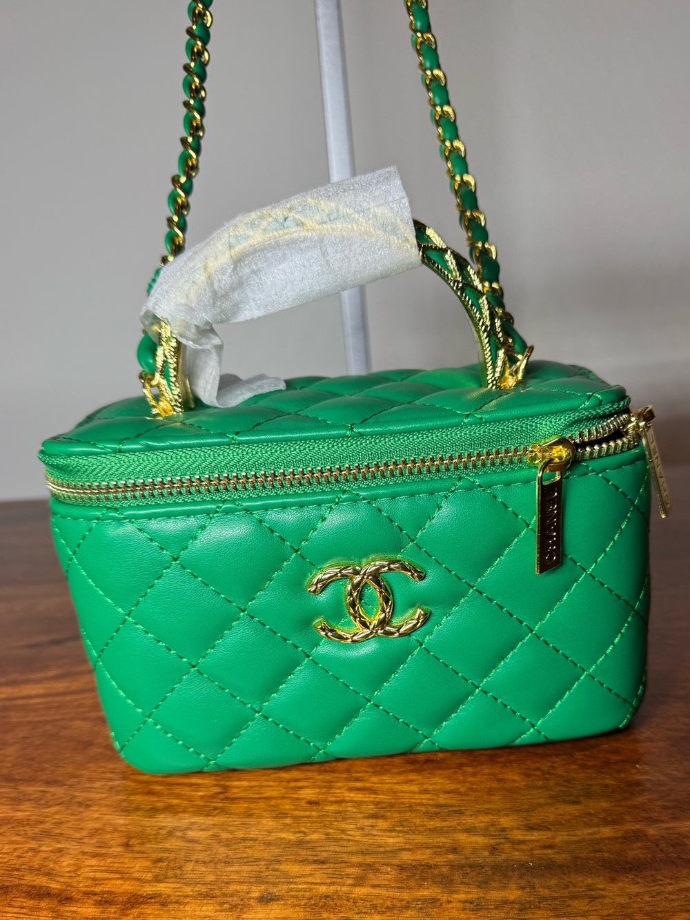 Mini Vanity Crossbody. No Brand.